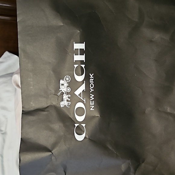 Authentic New Coach Cassie 19 Petunia Pink with Heart Strap -SOLD - Picture 12 of 12